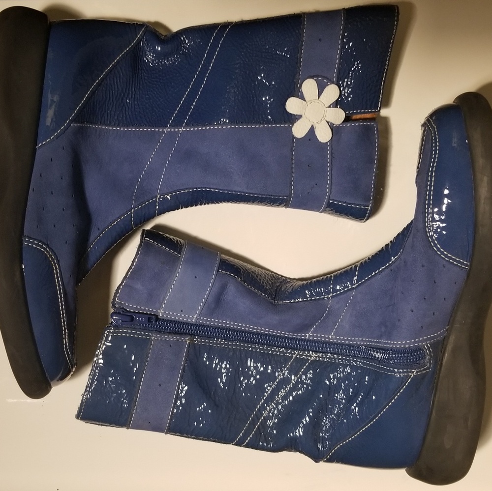 Girl's Blue Suede and Patent Leather Umi Boots